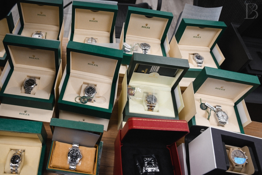 Luxury Bazaar et Courtyard.io - Marketplace montres de luxe