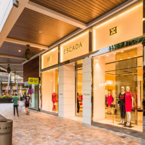 Ala Moana Center Honolulu luxury boutique interior