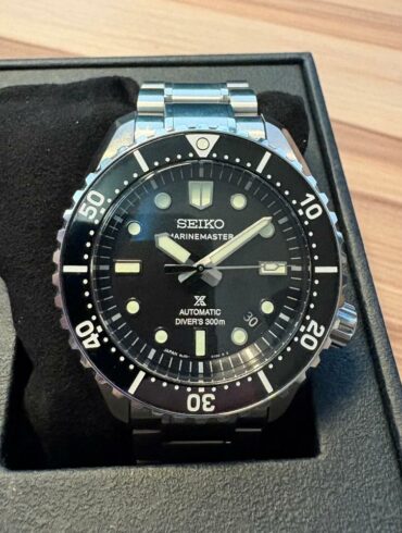 Montre Seiko Marinemaster SLA079J1
