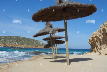 parasol Mediterranean beach sand
