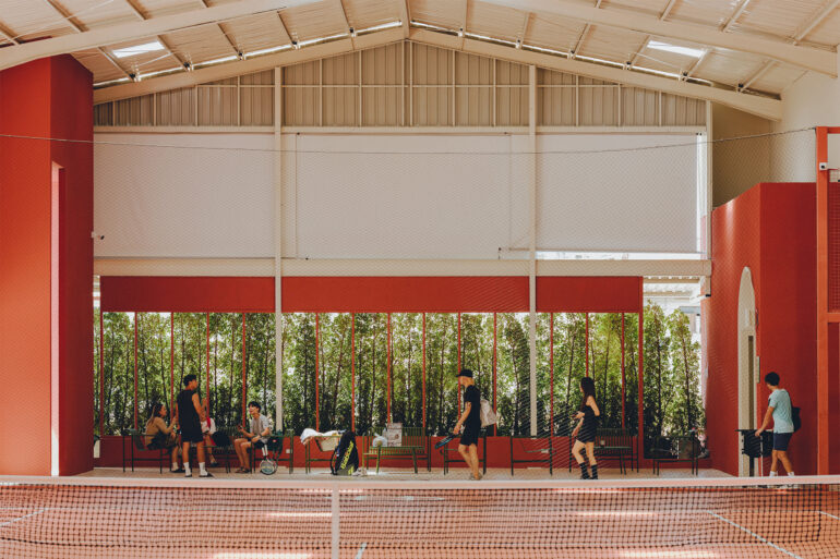 The Lobb Club tennis court