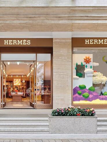 boutique Hermès vitrine luxe