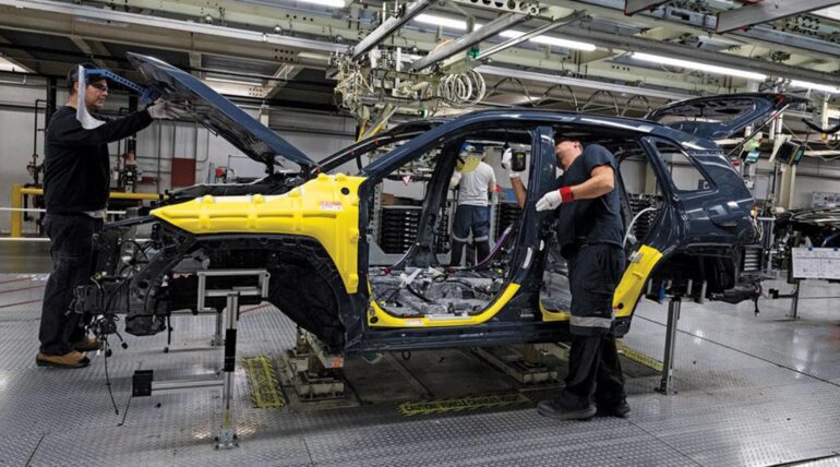 Donald Trump Canadian car factory