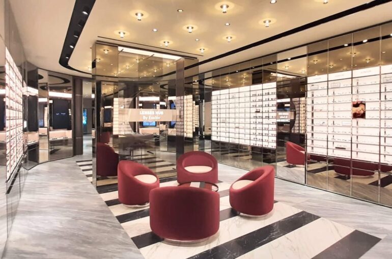 EssilorLuxottica magasin lunettes luxe
