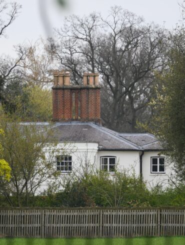 Harry Meghan Frogmore Cottage