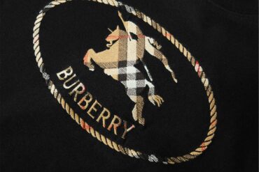 logo Burberry Frasers Group