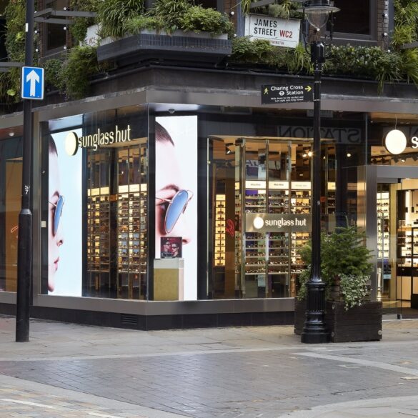 Magasin lunettes EssilorLuxottica