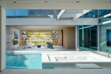 modern Newport Beach mansion pool