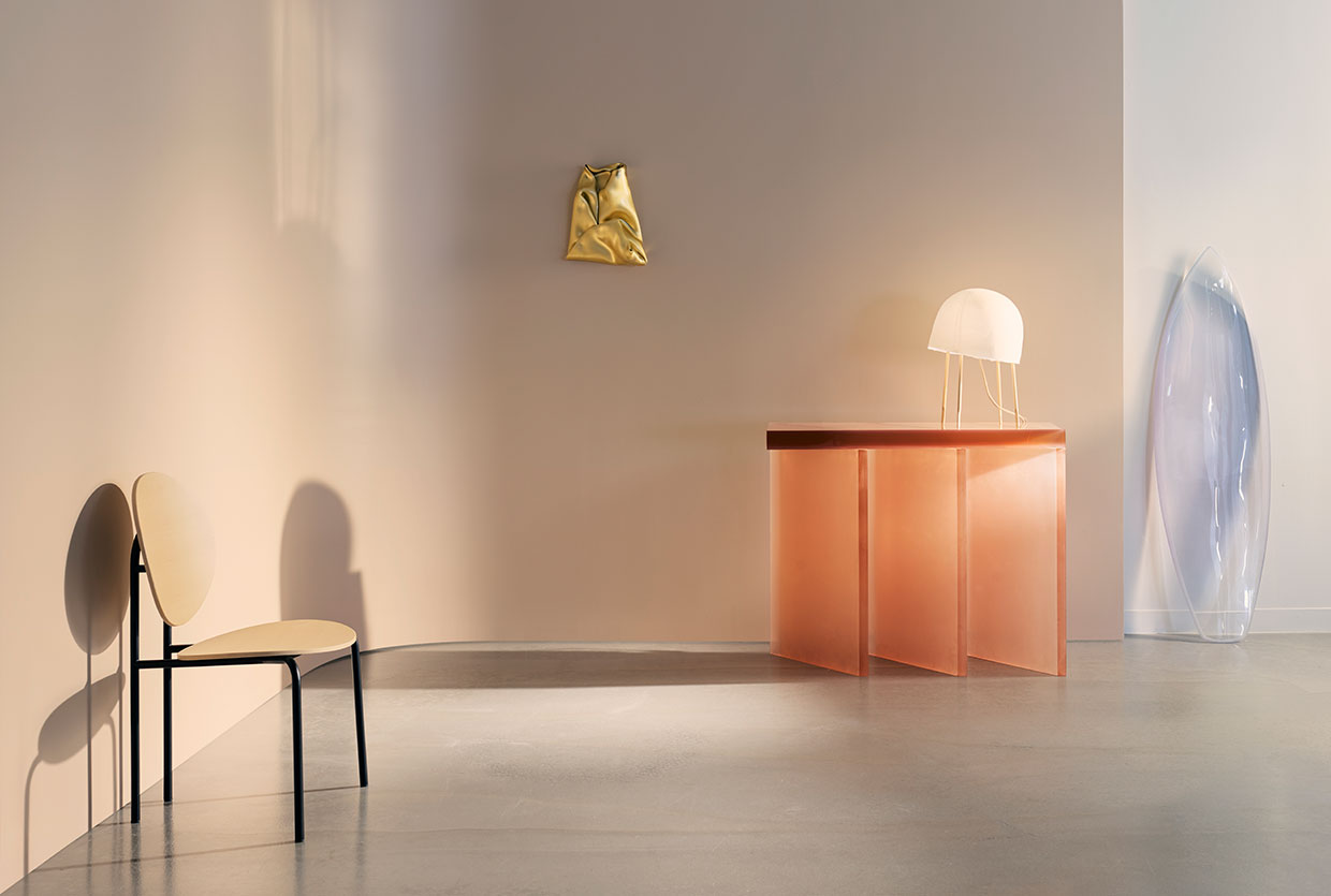 Translucent bio-resin sculptural chair
