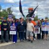 UK museum staff strike picket