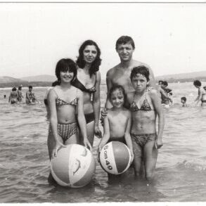 vintage family holiday photos