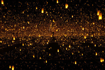 Yayoi Kusama infinity mirror room