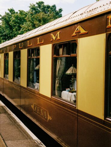 Belmond British Pullman Celia carriage interior