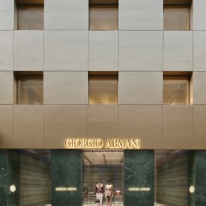boutique Giorgio Armani Milan