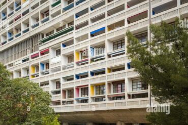 Cite Radieuse Marseille Le Corbusier brutalist architecture
