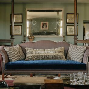 english farmhouse window seat