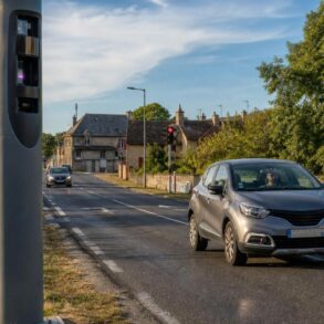 Loin des radars : 17 villages secrets d'une
