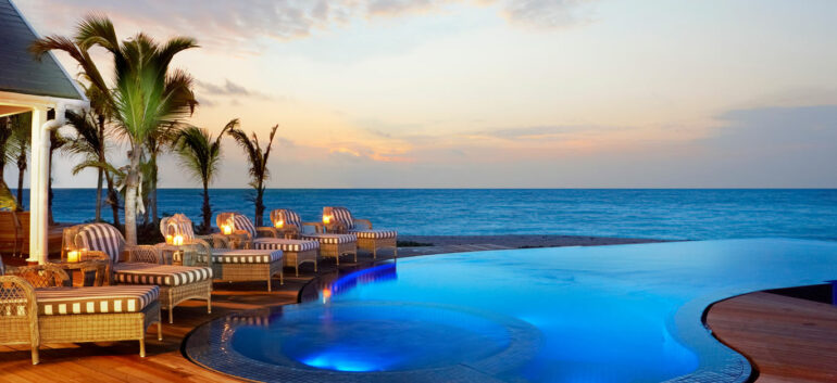 luxury resort infinity pool