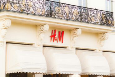 magasin H&M façade logo