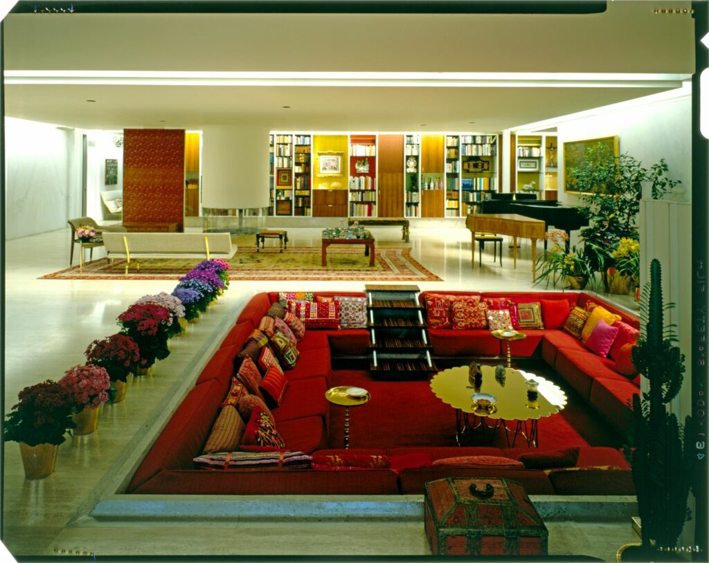 Miller House conversation pit Eero Saarinen