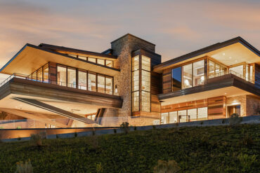 modernist cantilevered utah mansion