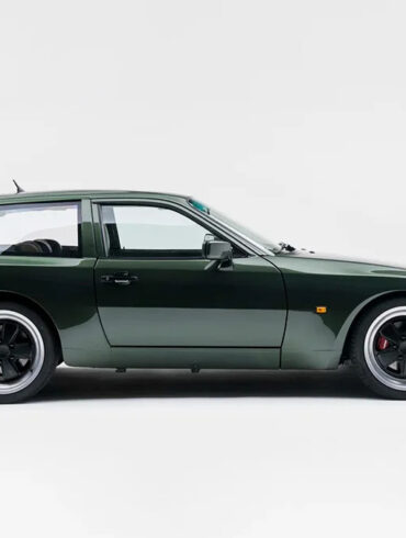 Porsche 944 Shooting Brake rear cargo deck with