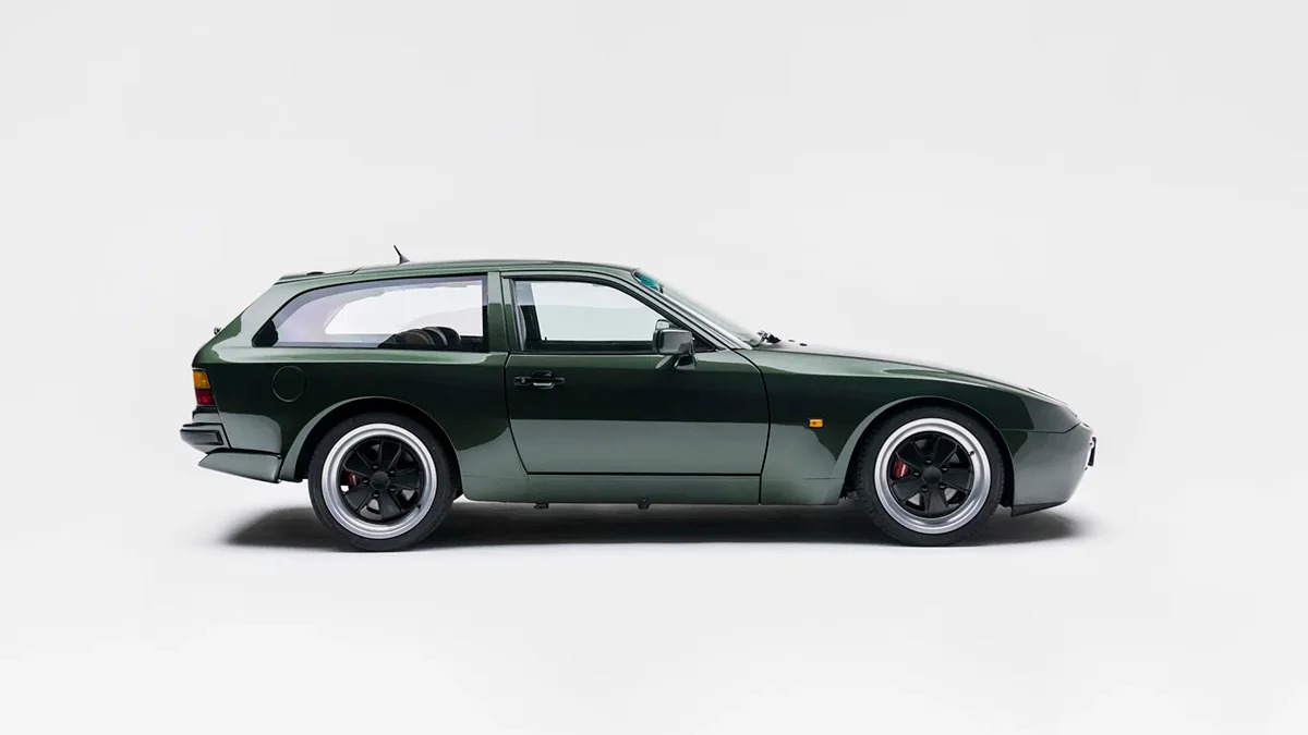Porsche 944 Shooting Brake rear cargo deck with