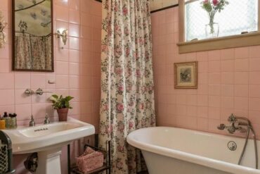 vintage pink bathroom tiles
