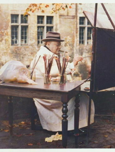 Winston Churchill painting London