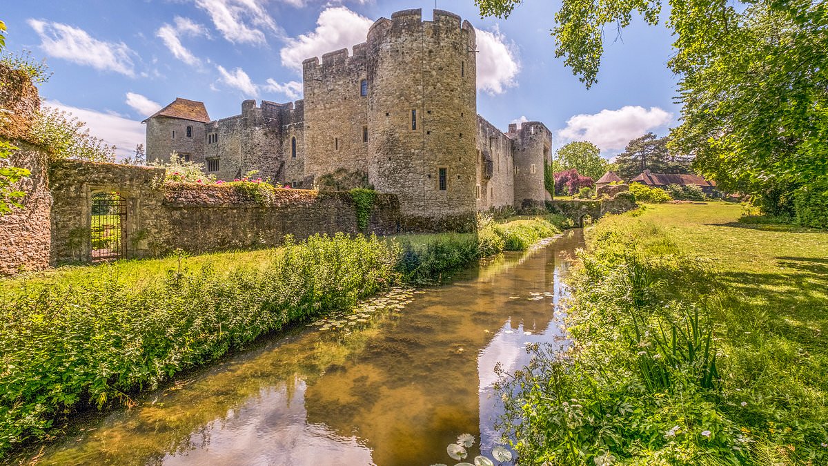 Allington Castle Kent medieval stone moat 2026