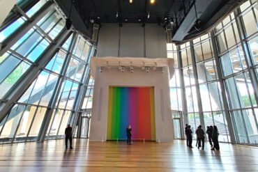 Fondation Louis Vuitton The Broad Collection Los Angeles Paris 2027