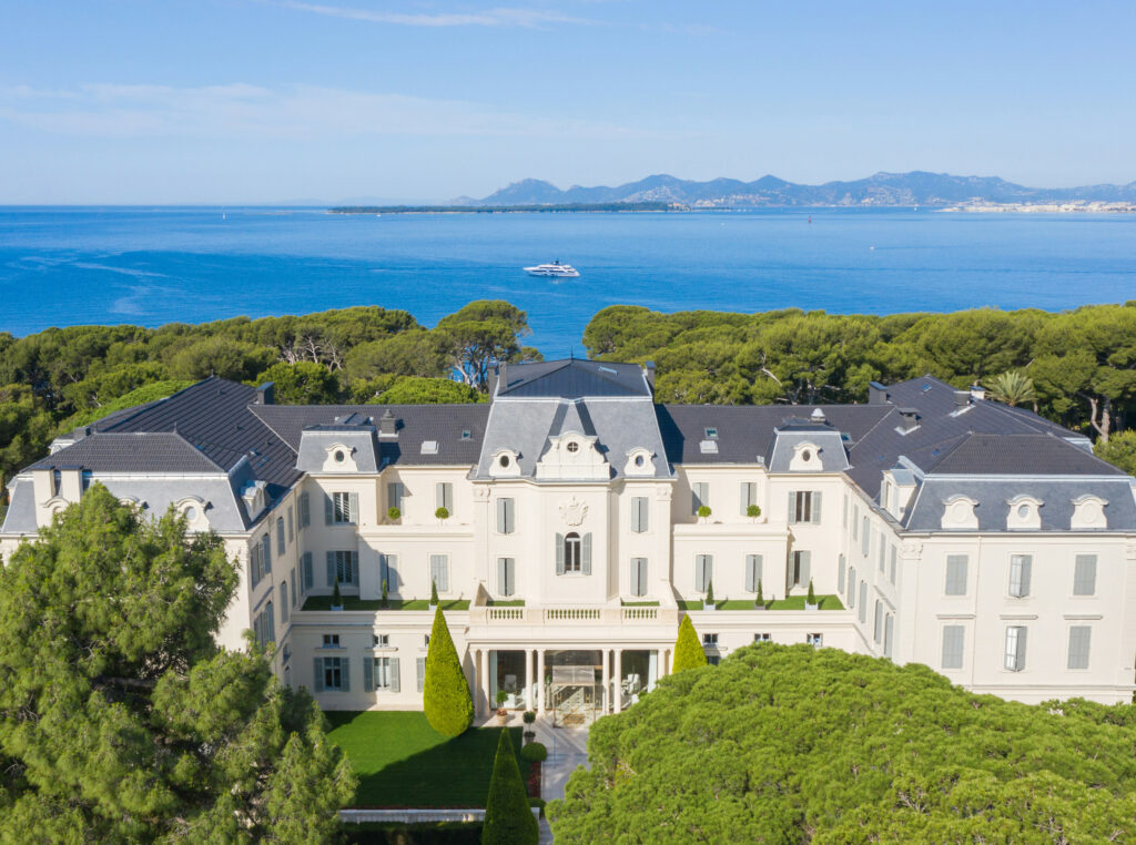 Hotel du Cap-Eden-Roc Antibes white facade