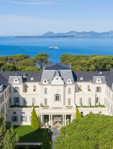 Hotel du Cap-Eden-Roc Antibes white facade