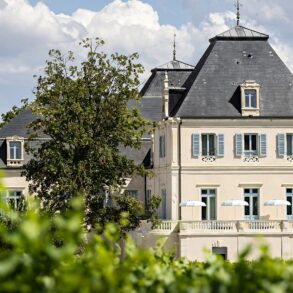 Maison Le Chevreuil Meursault architecture design 2026