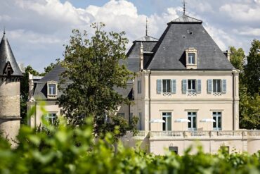 Maison Le Chevreuil Meursault architecture design 2026