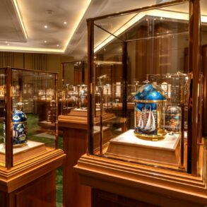 Patek Philippe révolutionne ses expositions avec une grande immersion culturelle à Milan