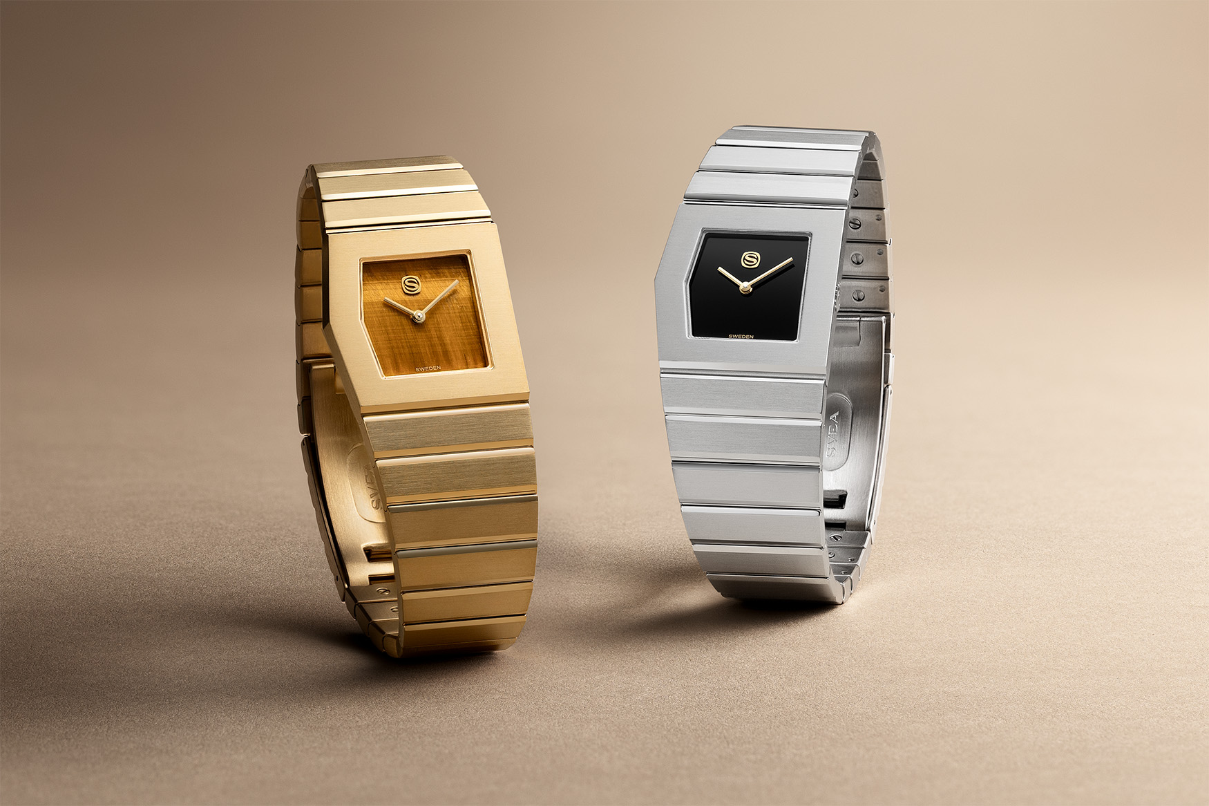 Svea Atelier Monolith watch beveled steel case 2026