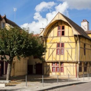 Troyes canals old architecture